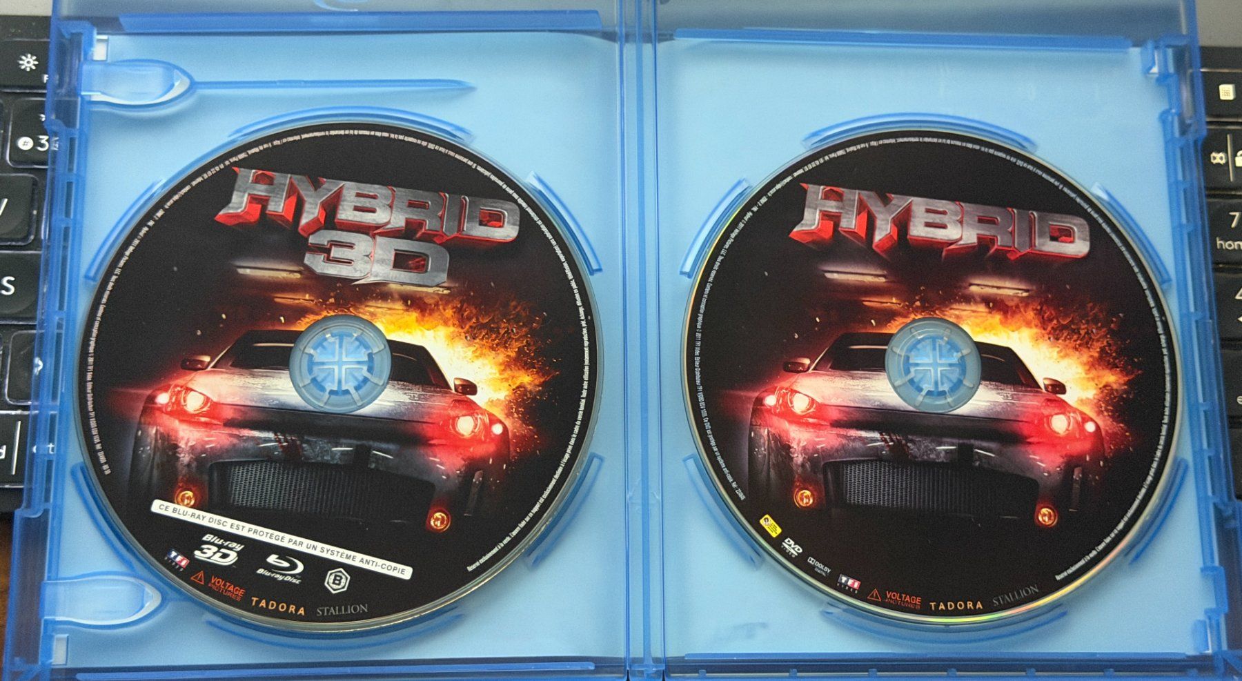 Tutti i DVDs: Hybrid (2010) - Blu-ray 3D - 2D + DVD – Usato da Semsales venduto da __Florian__ 3