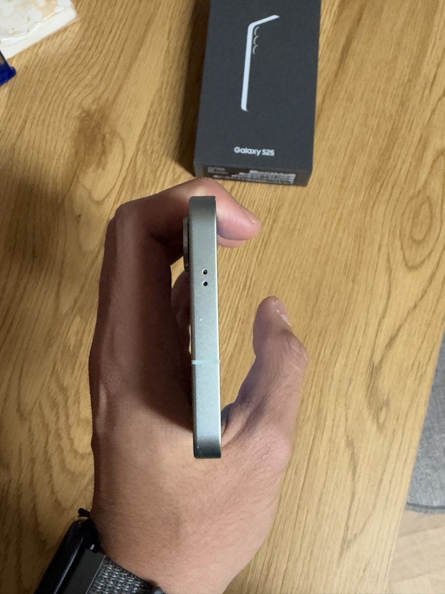 Samsung Telefoni cellulari / Smartphones: Samsung S25 Mint 512GB – Usato da Zollikofen venduto da mikasian 4