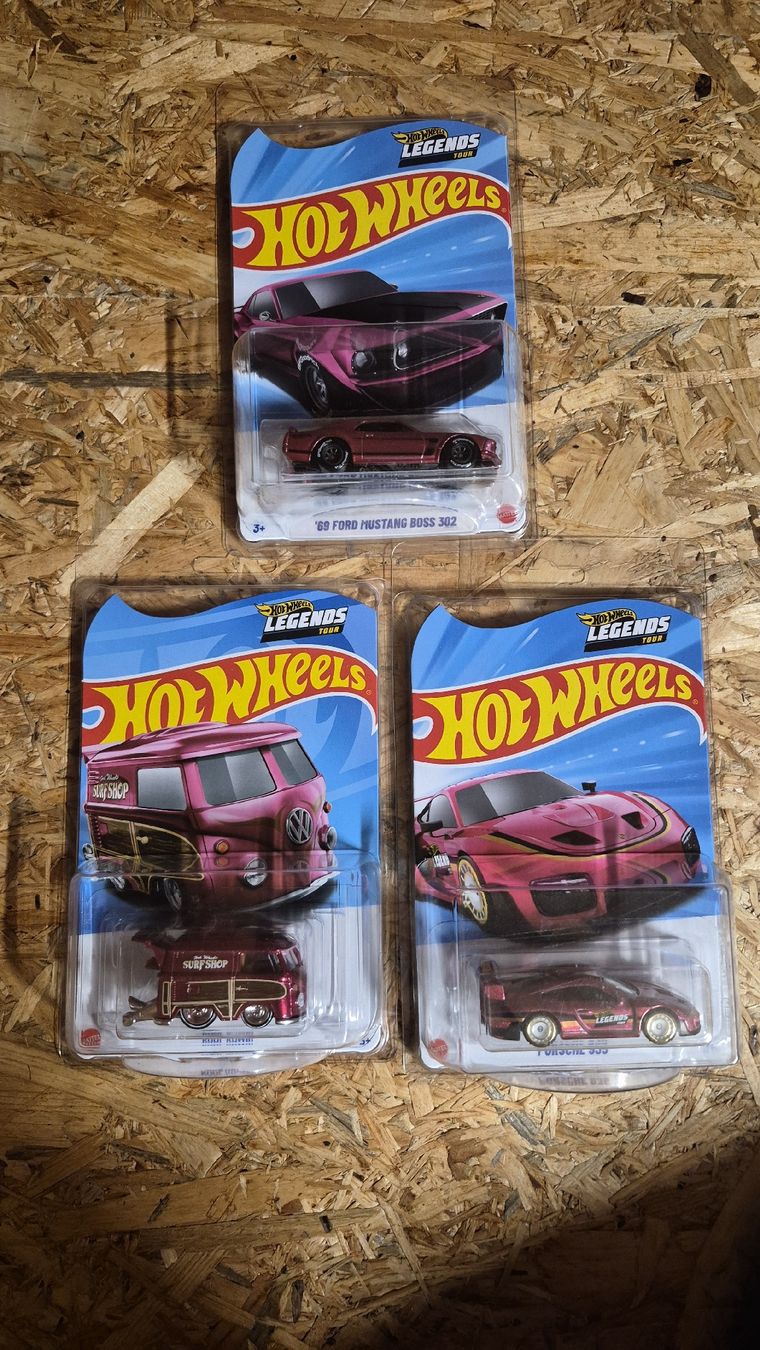 Hot Wheels Modellini d'auto: Hotwheels Legends Tour Trio – Nuovo e nell'imballaggio originale da Jona venduto da Rdiaz77