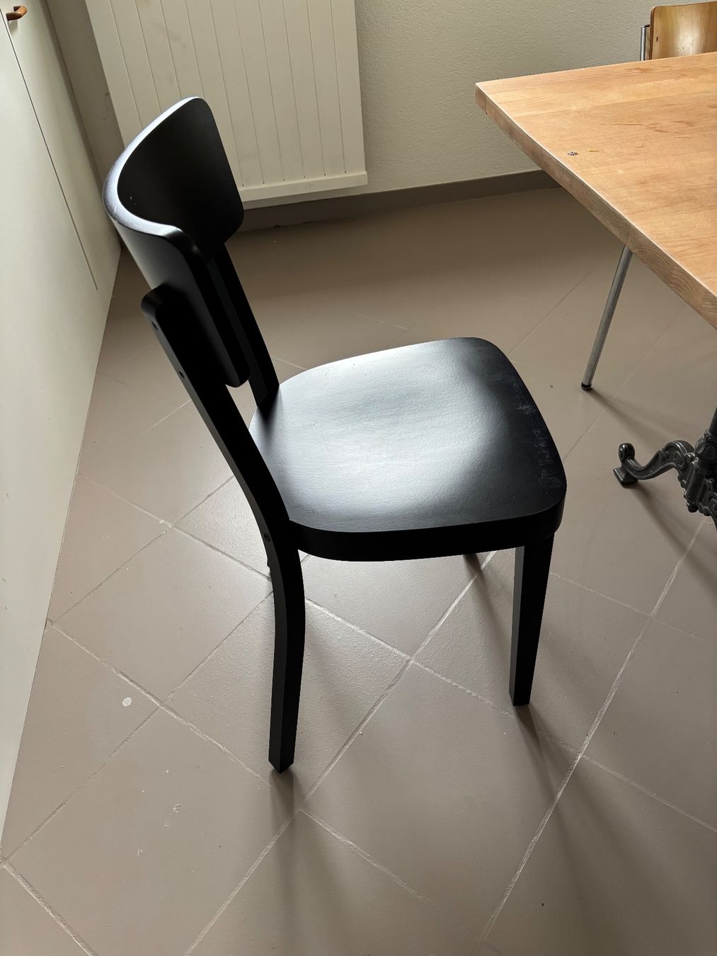 Stühle: Stuhl von TON – Neu (gemäss Beschreibung) aus Bättwil von Noah_Pozar 2