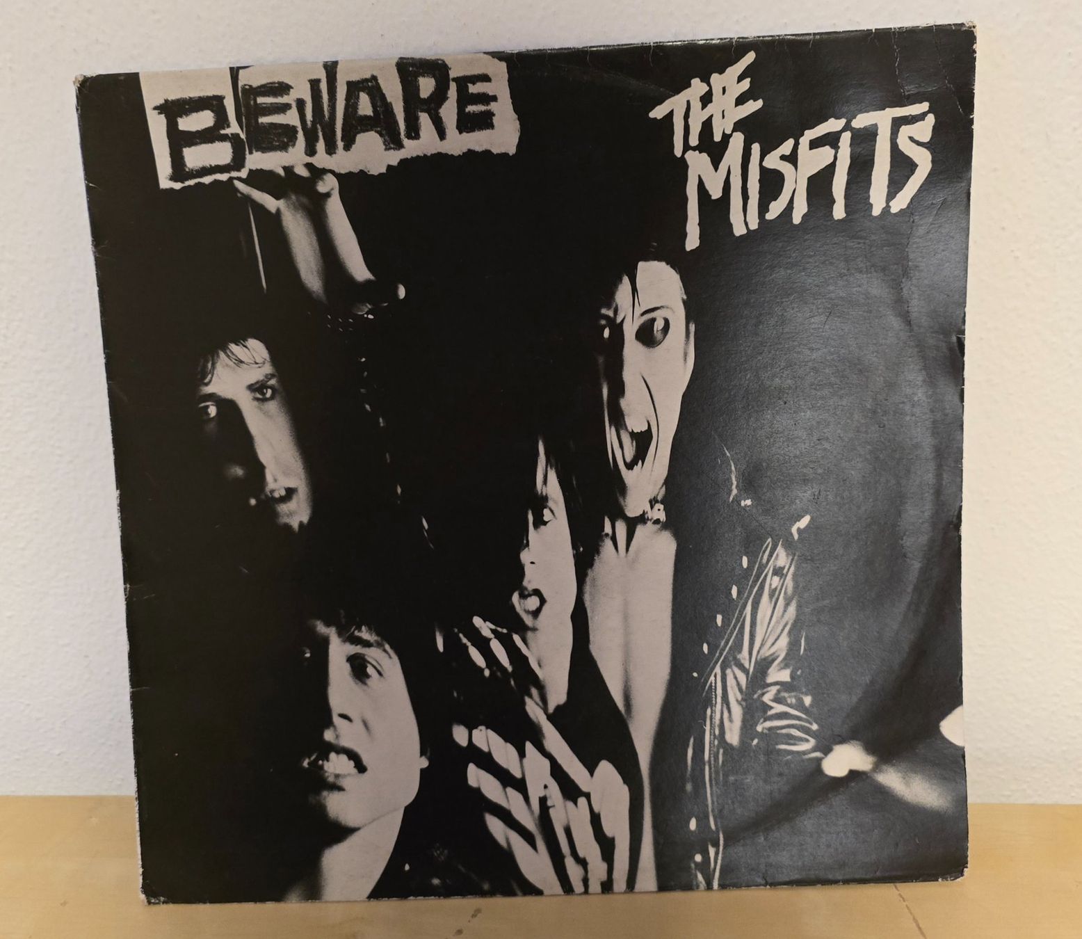 Vinyles: The Misfits - Beware 12" Rare Original – D'occasion à Lugano par mdal