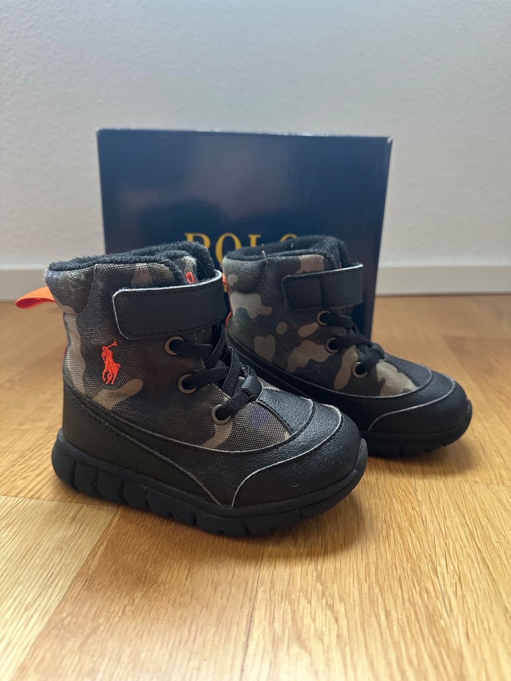 Ralph Lauren Scarpe per ragazzi: Winterschuhe Ralph Lauren Gr. 22 – Usato da Unterägeri venduto da StefanGekko 1