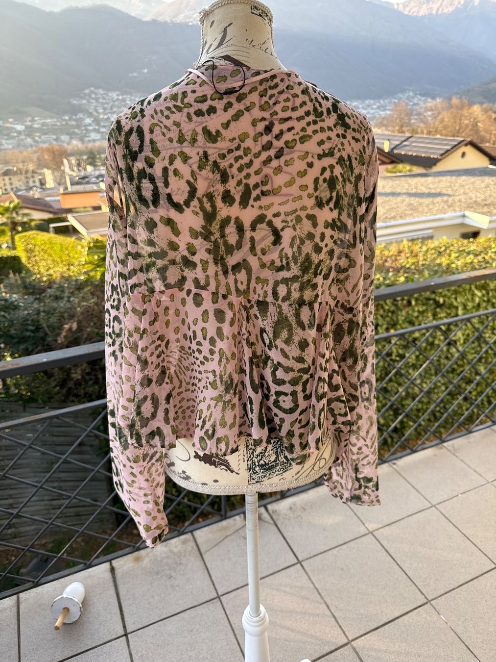 Zara Camicette: Bluse Zara Neu (XL) – Nuovo e nell'imballaggio originale da Vezia venduto da sidu03 1