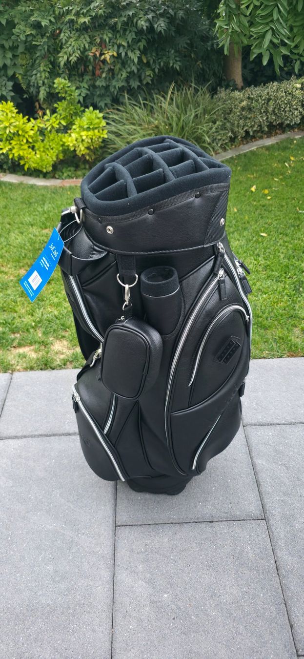 Jucad Taschen: Jucad Golf Golftasche Leder schwarz – Neu und originalverpackt aus Reinach BL von BerCHBer 1