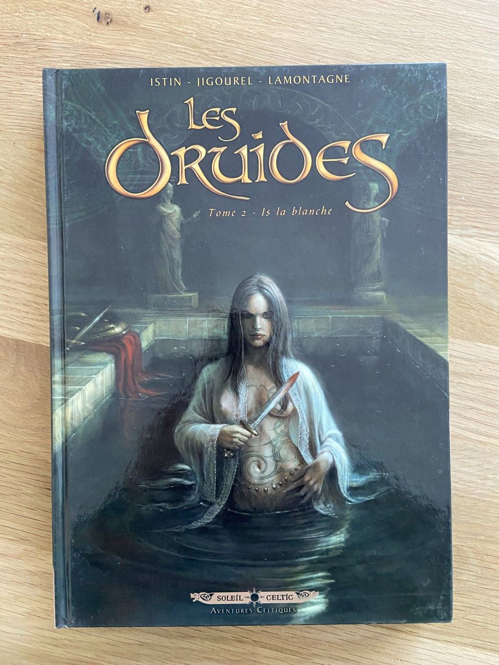 Fumetti: LES DRUIDES / TOME 2 / IS LA BLANCHE – Usato da Corcelles-près-Payerne venduto da 1562Comics
