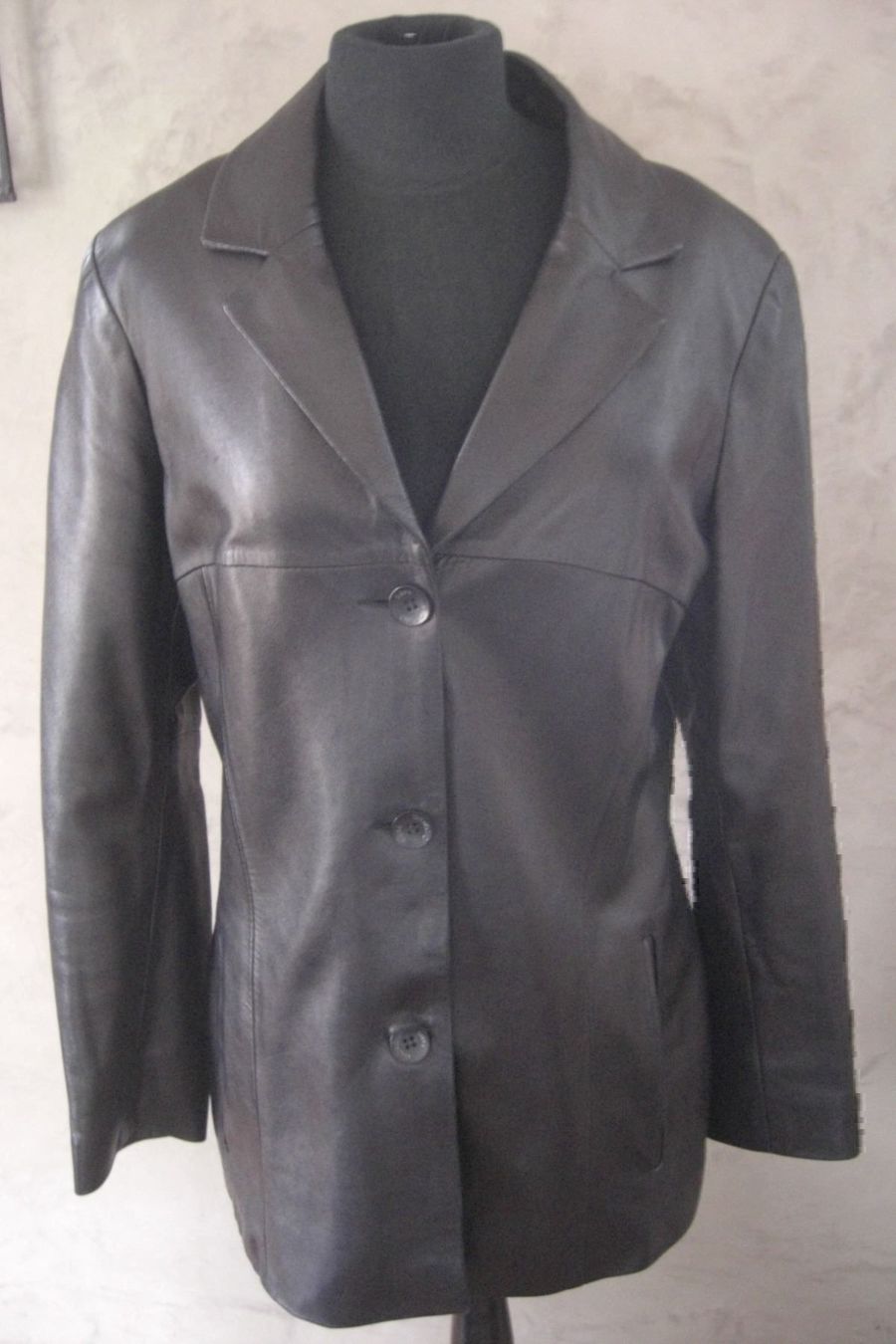 Jacken: Veste noir Taille 42 (Tiny) – Gebraucht aus Veyrier von kimedovapa
