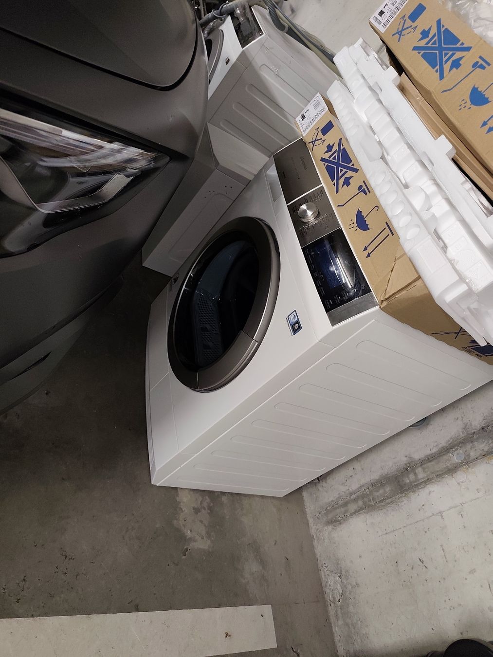 Electrolux Lavatrici: Waschmaschine Electrolux WA SL6 E TrocknerElectrolux TW sl6E – Usato da Niederstocken venduto da Nikopol 1