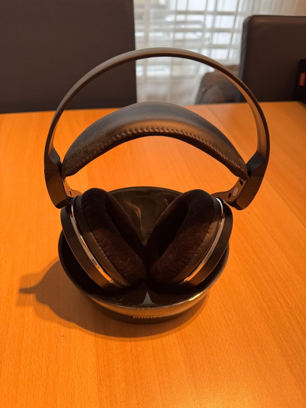 Philips Cuffie: Philips SHD8850/12 - Kopfhörer Kabellos – Usato da Münsingen venduto da Mase75