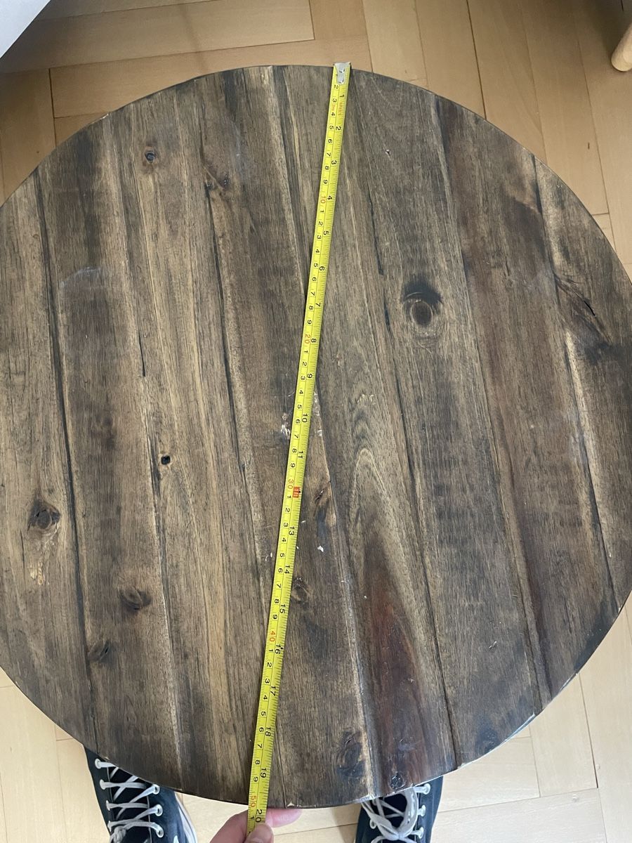 Tavoli: Holz-Couchtisch, rund – Usato da Solothurn venduto da kun_b2jw 1