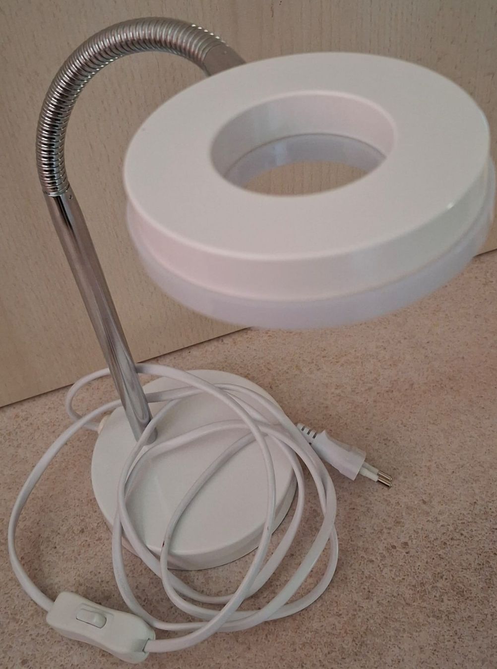Lampes: Tischlampe – D'occasion à Frutigen par kar_yp6b