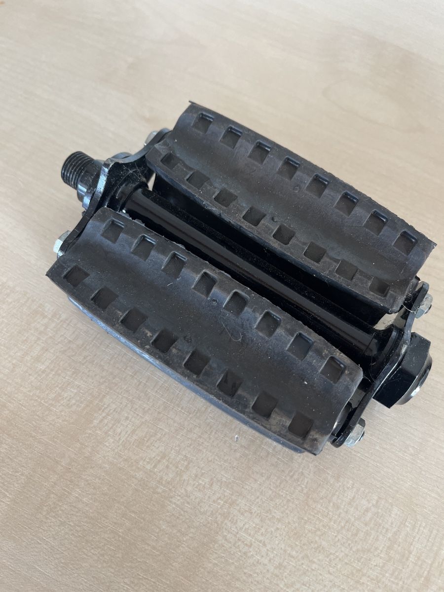 Mofa-Ersatzteile: Mofa Pedal Links – Gebraucht aus Fahrni b. Thun von Bergers_occasionen