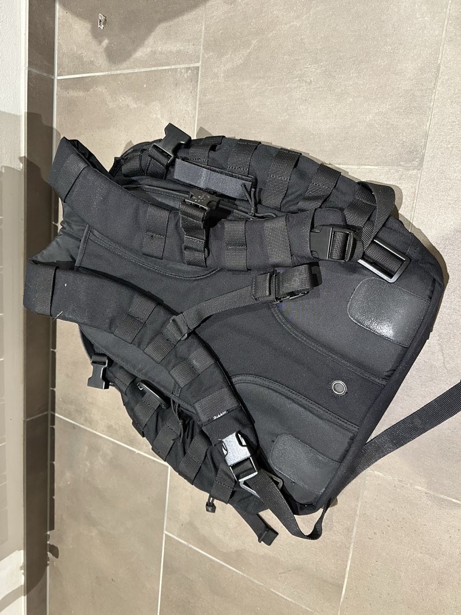 Zaini: Rucksack 5.11 Rush 24 schwarz Molle System – Usato da Bättwil venduto da Samuel_Wyss 1