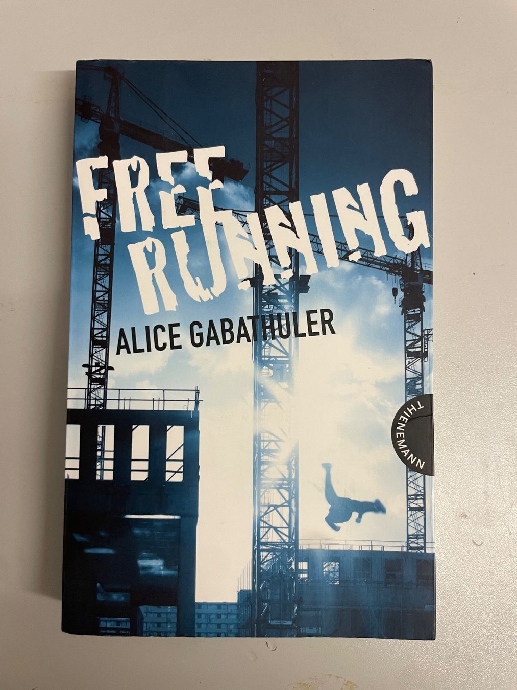 Libri: Free Running – Usato da Ormalingen venduto da ced.fiech