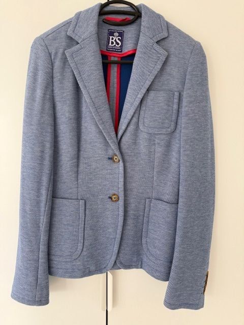 Jacken: Blazer, Grösse 34 – Gebraucht aus Wangen b. Olten von Ticigirl0