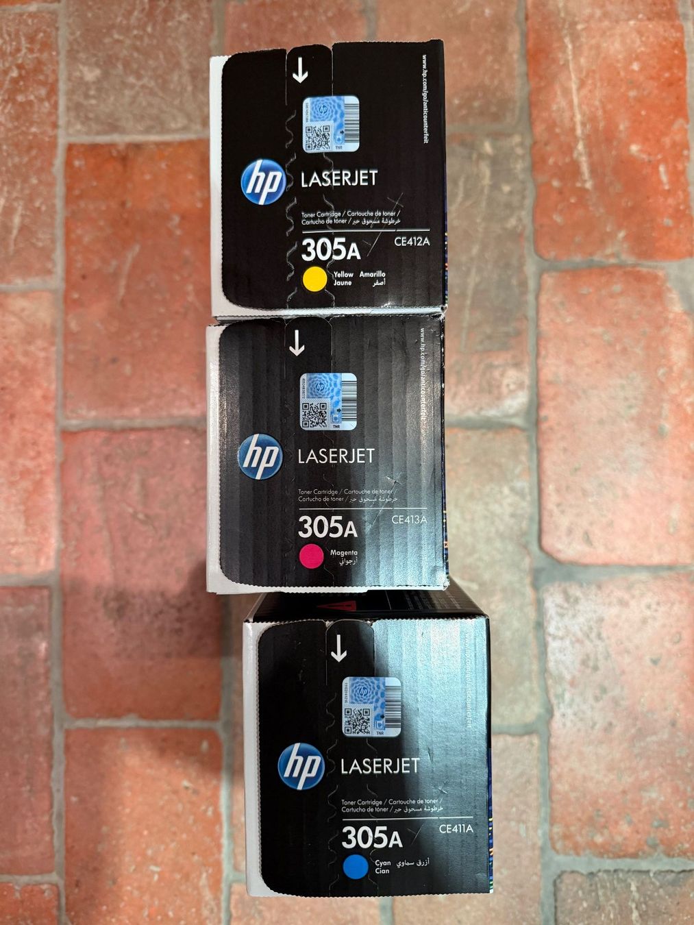 Hewlett Packard Cartucce per stampanti & toner: HP original 305A cyan magenta yellow – Nuovo e nell'imballaggio originale da Büren an der Aare venduto da simsand 1