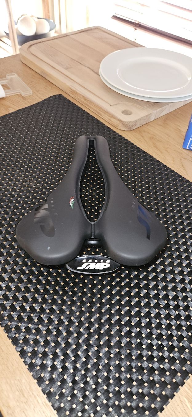 Pièces détachées: Selle SMP VT30C 155mm – D'occasion à Geneve par gezcx 2