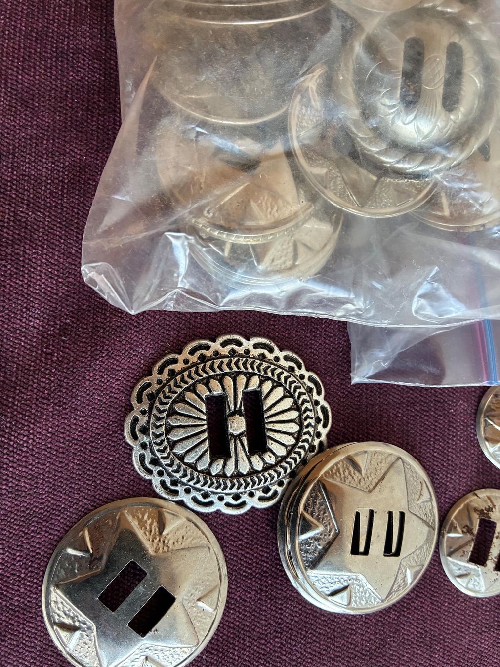 Quincaillerie: Diverse Conchos aus USA – D'occasion à Bäretswil par robsonantik 2