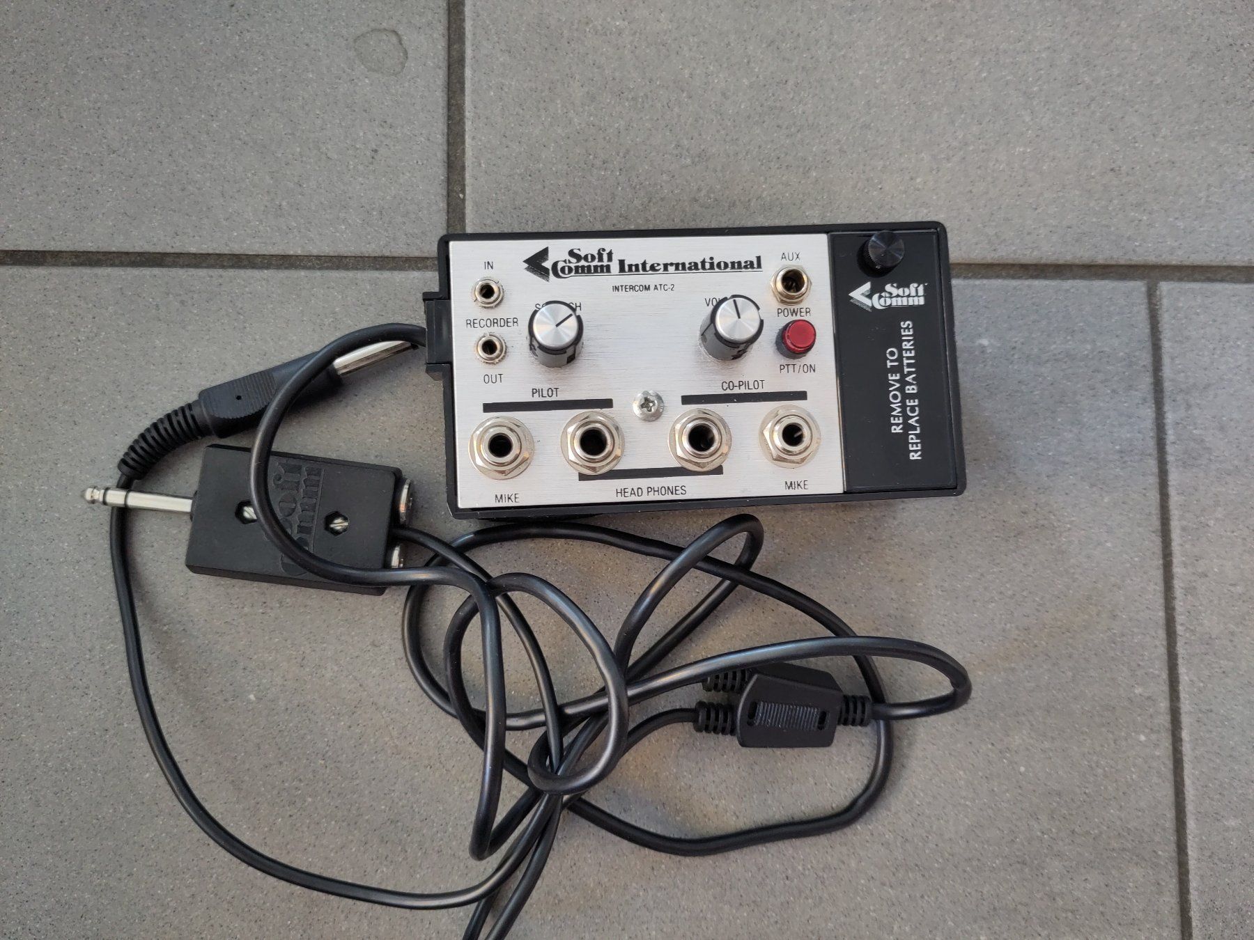 Casques audio: 2xPeltor Aviation Headset 7002 + SoftComm Intercom (Bastler) – Défectueux à Untersiggenthal par marmatch 4