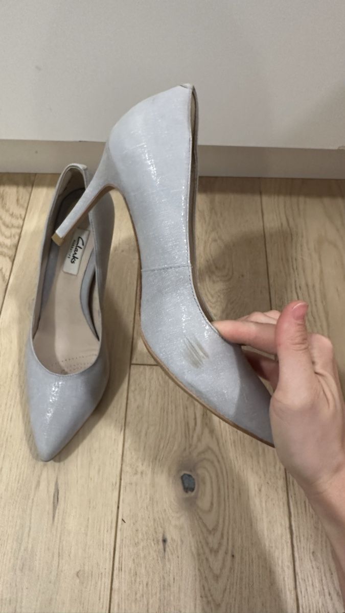 Clarks Scarpe da donna: Clarks heels 38 – Usato da Troinex venduto da AnnaAbanin 1