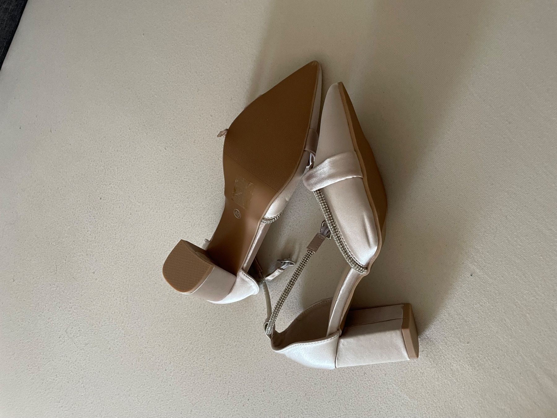 Damenschuhe: Elegante Schuhe, Gr. 39 / 40 – Neu (gemäss Beschreibung) aus Uerkheim von Jangela 1