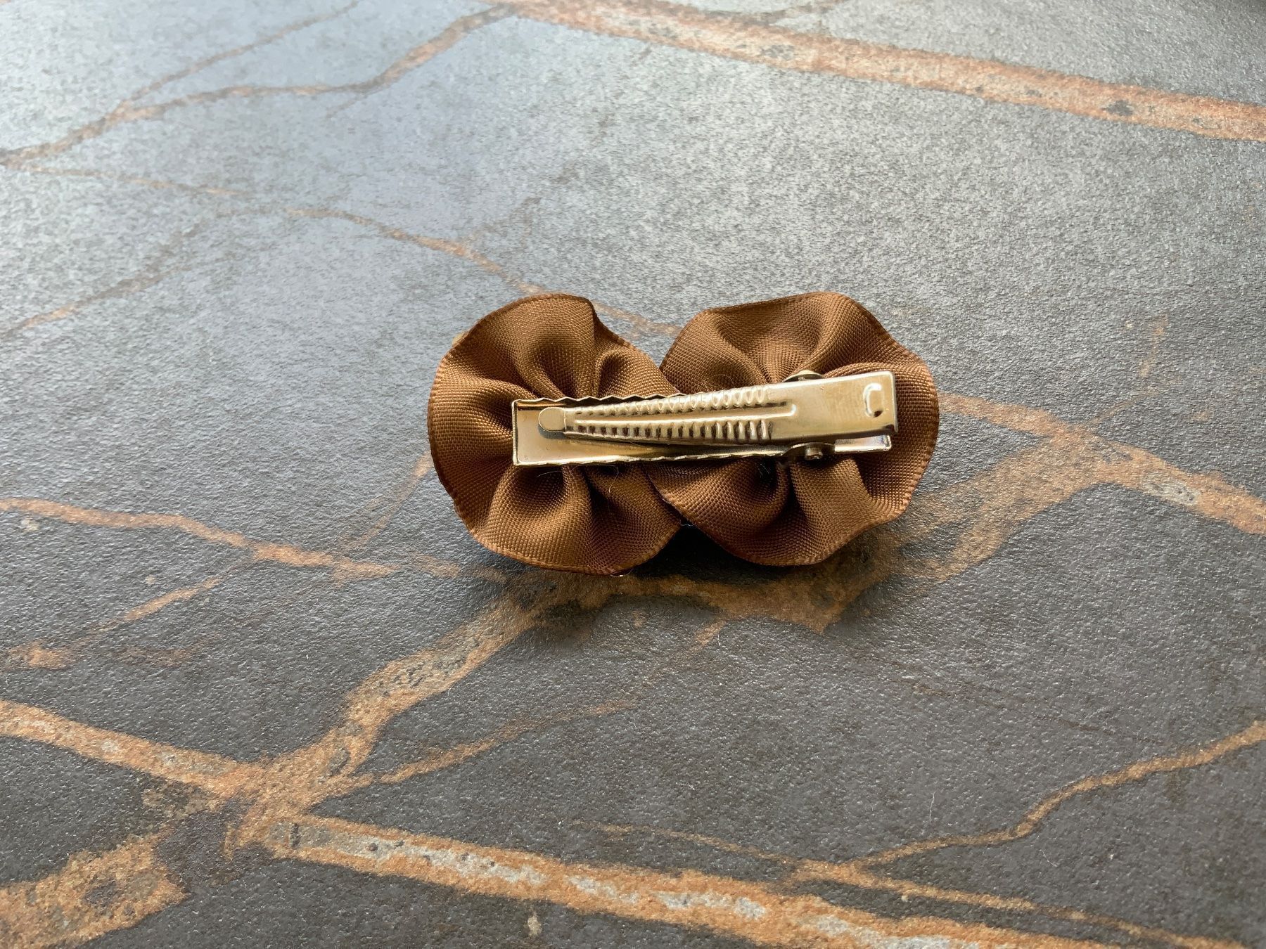Spille & Fermagli: Haarschmuck, Brosche – Nuovo (secondo la descrizione) da Dottikon venduto da X890 2