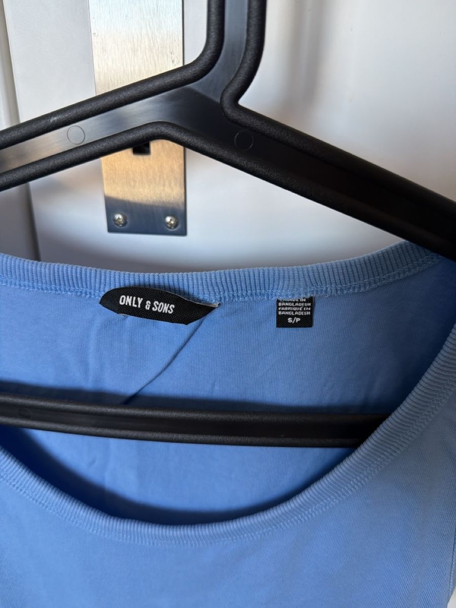 T-Shirts: Only & Sons Tank Top in Hellblau, Grösse S, Sommer – Gebraucht aus Pratteln von sponiin 1