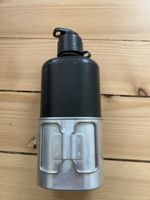 Feldflasche mit Metallbecher schwarz silber gebraucht