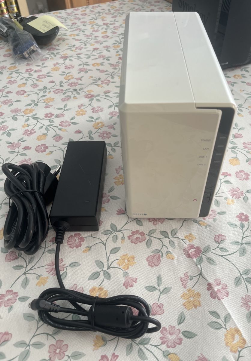 Synology Server: NAS Synology DS213J – Usato da Corpataux venduto da leajsl
