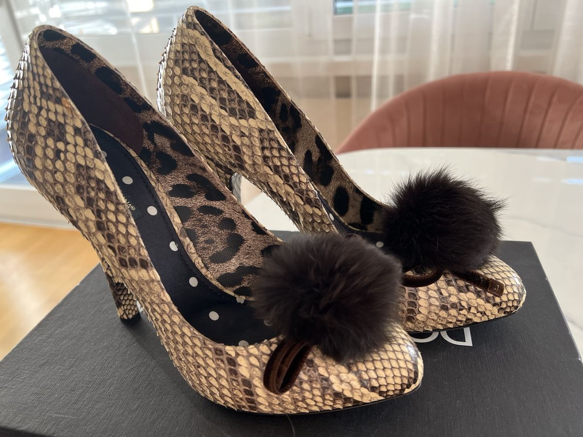Dolce & Gabbana Scarpe da donna: D&G Dolce&Gabbana Pumps Python Print Gr. 38,5 Pelz Bommel – Usato da Dietikon venduto da samtundseide 1