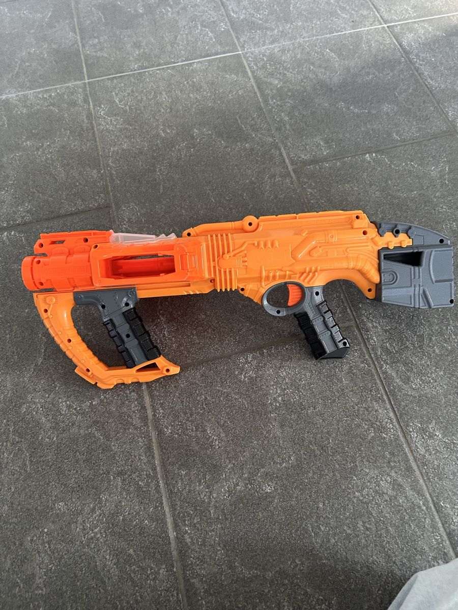 Nerf Giocattoli: Nerf Double Dealer – Usato da Wanzwil venduto da san_6zx5
