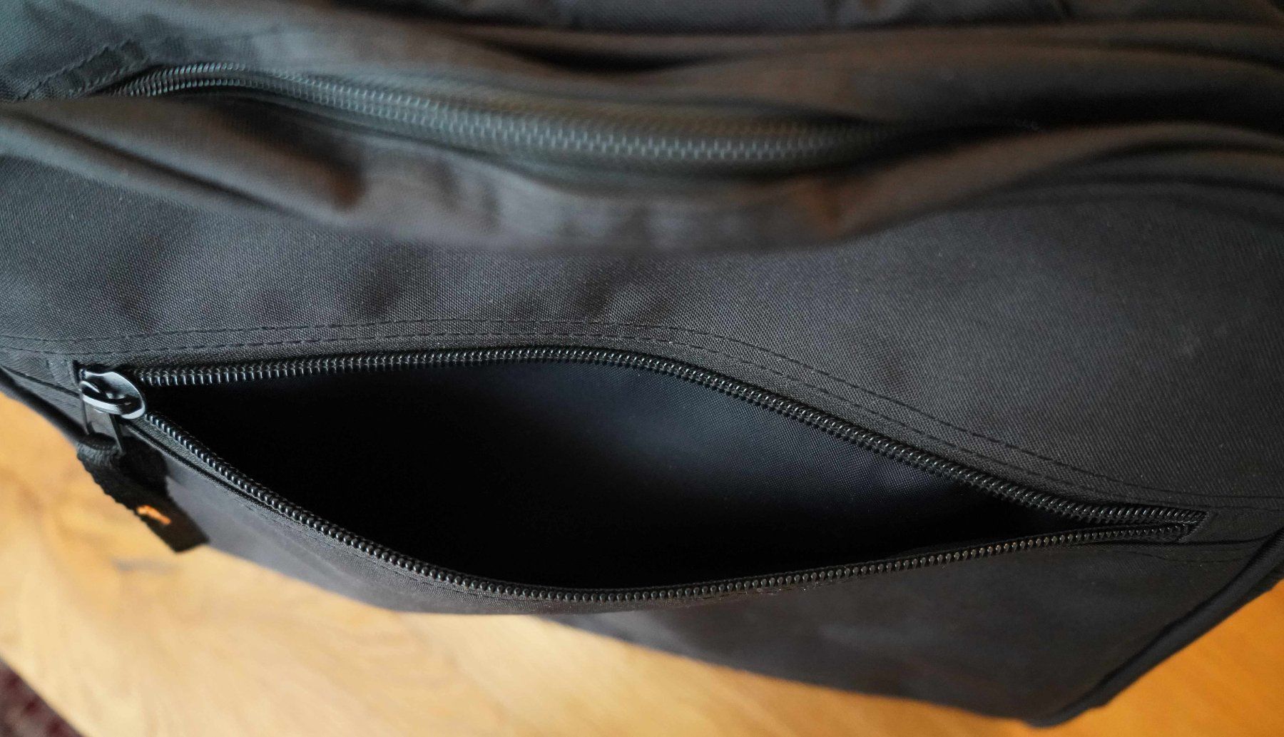 Borse: Reisetasche / Sporttasche – Usato da Basel venduto da Verkauf_Aral 5