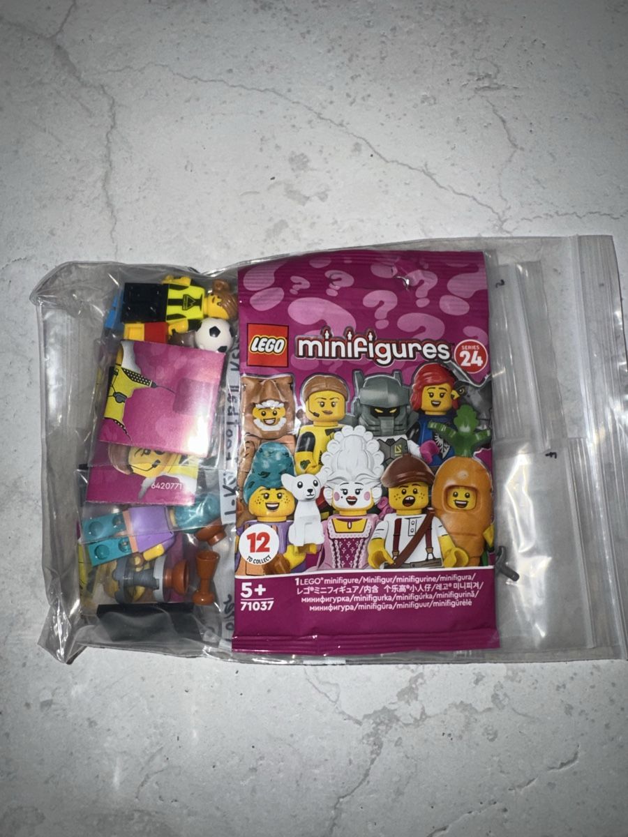 Lego Spielzeuge: LEGO Minifigures Series 24 Komplett – Neu (gemäss Beschreibung) aus Gossau ZH von Shaolin