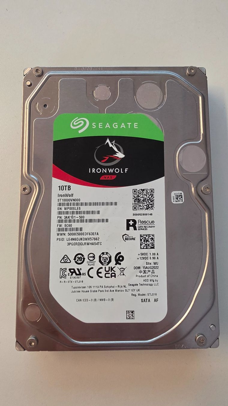 Seagate Dischi rigidi: 10TB HDD Seagate Ironwolf NAS – Usato da Künten venduto da Thozogg