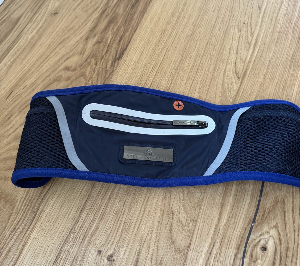 Stella McCartney Borse: Stella McCartney Bauchtasche/ Joggingtasche – Nuovo (secondo la descrizione) da Derendingen venduto da Happyever 1