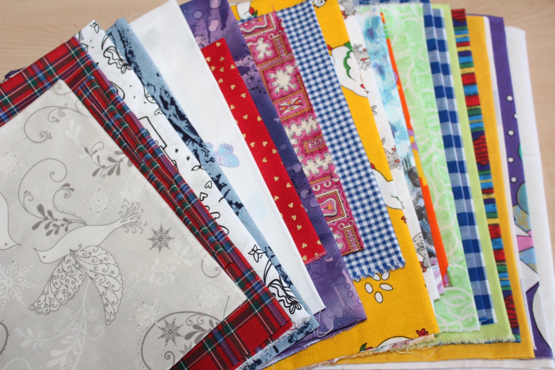 Tissus: Stoffpaket BW Stoffe Stoffresten Patchwork – Neuf (Voir description) à Obfelden par solomon111 1