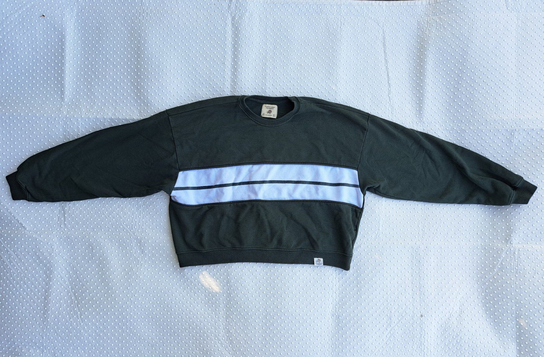 Pull&Bear Maglioni & Felpe: Pull&Bear grün-weiss Oversize Grösse XS – Usato da Gysenstein venduto da joshuas81