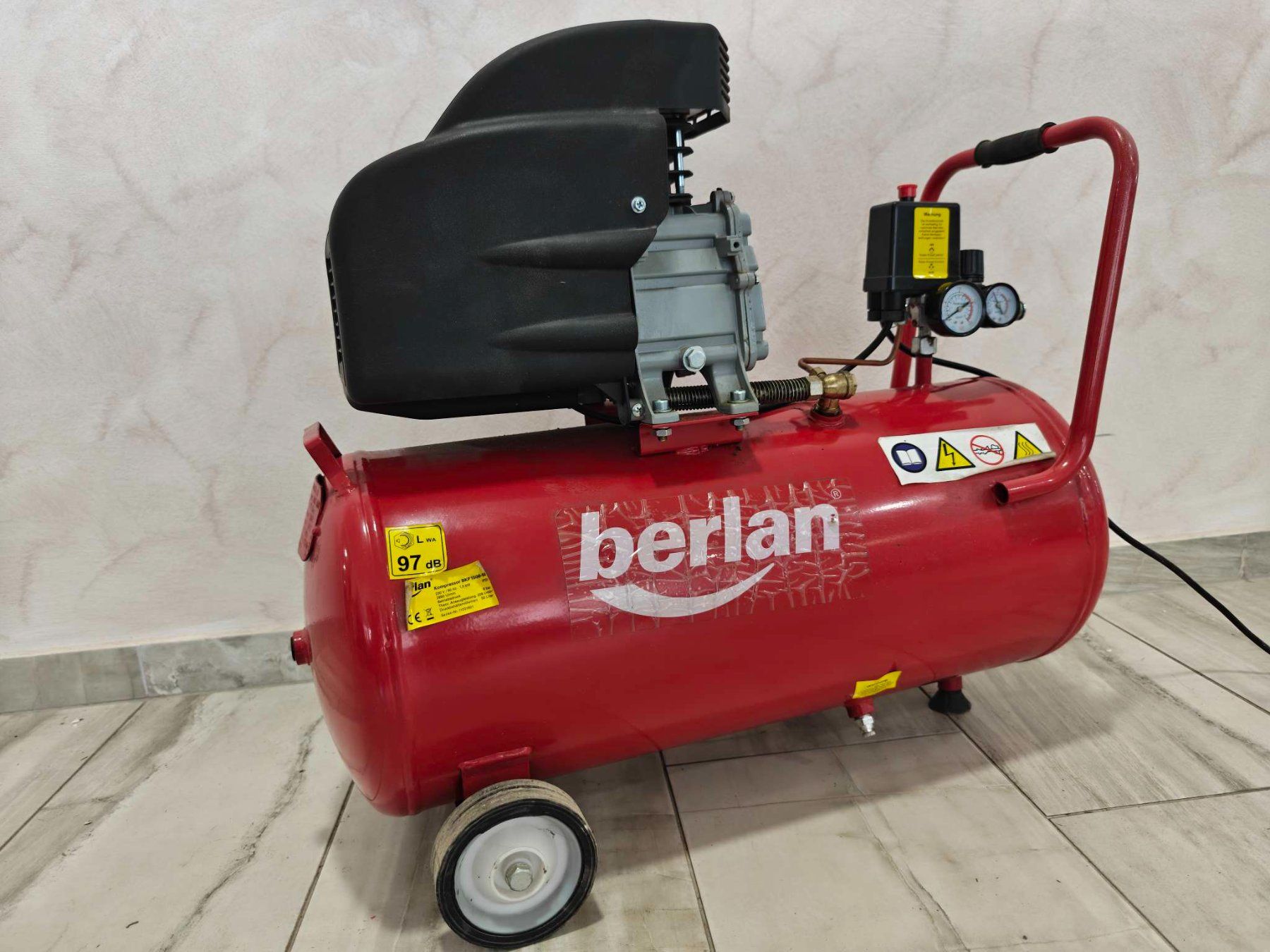 Compressori: Druckluft Kompressor 50 Liter Druckluftkompressor Kolben – Usato da Baar venduto da Werkzeugzentrum 3