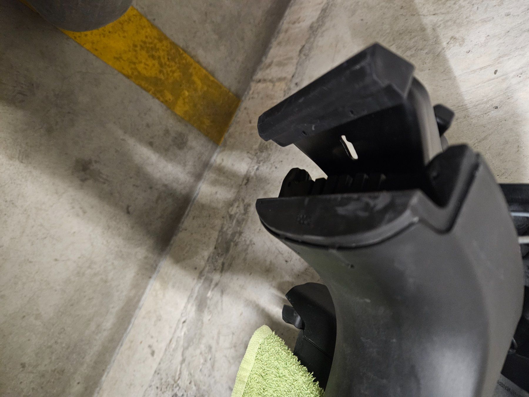 Dachträger: Original Peugeot Dachträger 2008 – Gebraucht aus Weinfelden von pemi71 4