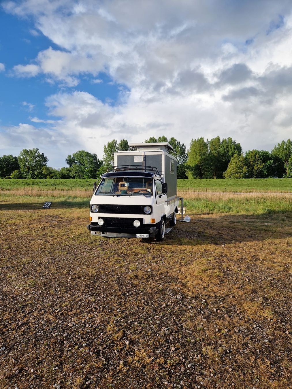 VW Veicoli da campeggio: VW T3 camper mit Absetzkabine – Usato da Kottwil venduto da mar_qpb8 1