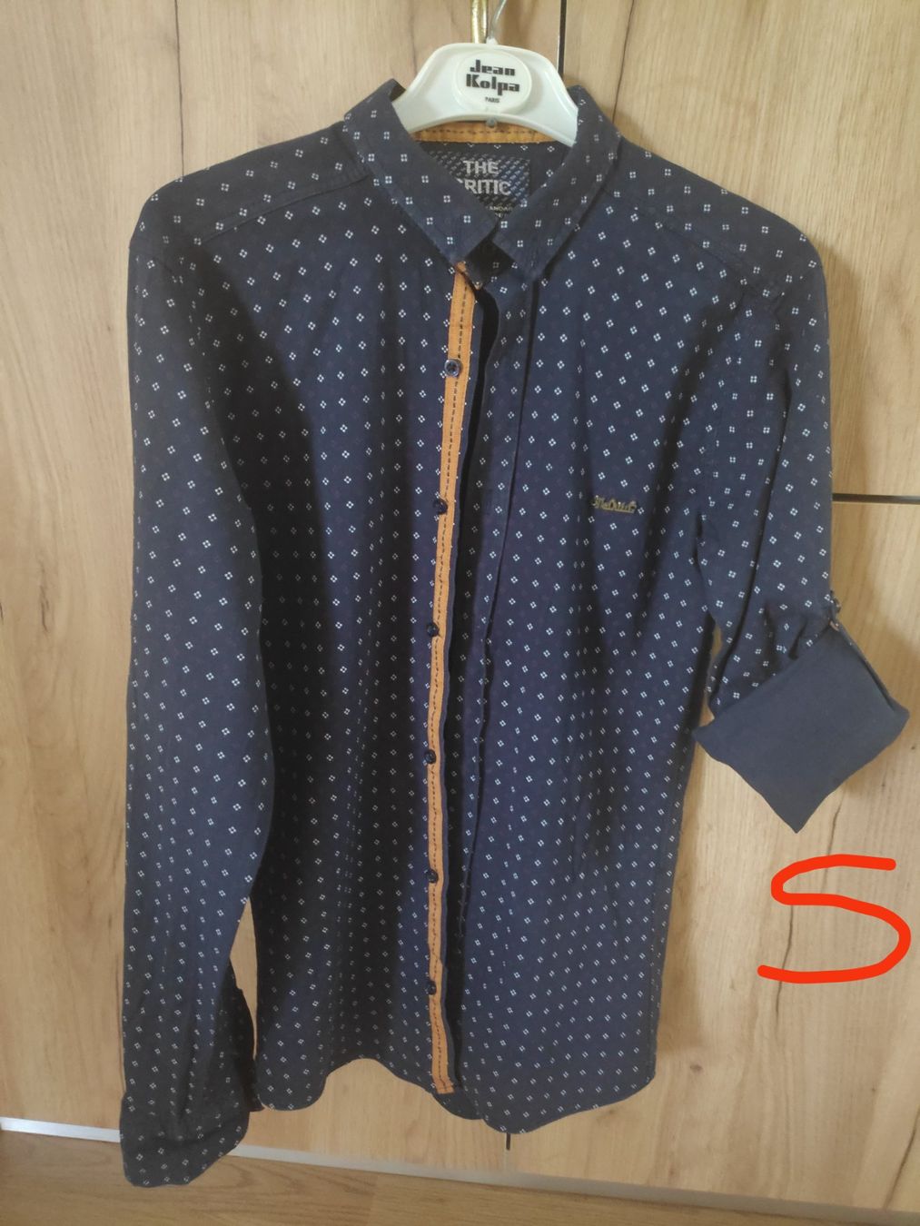 Hemden, T-Shirts & Polos: Chemises pour homme/ado – Gebraucht aus Couvet von fat_kyl7