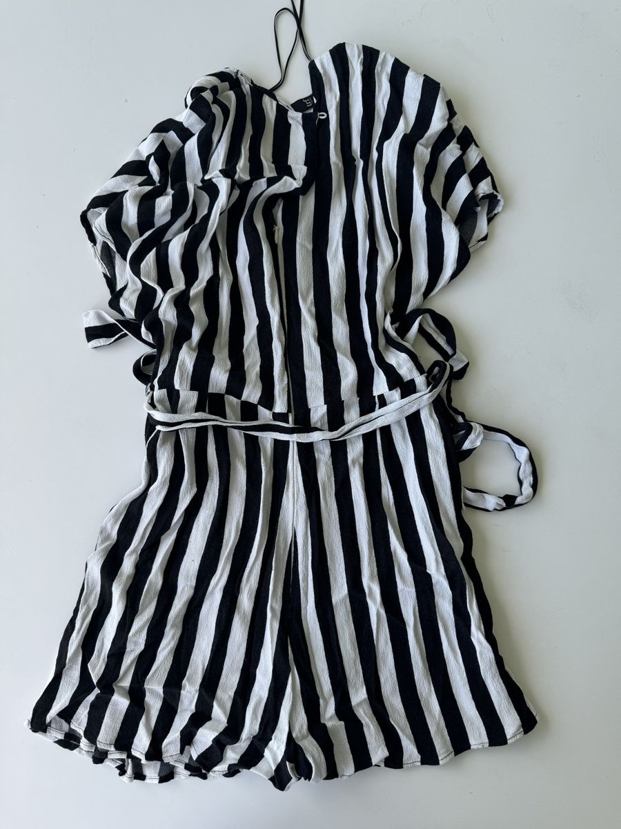 Tute: Gestreifter Jumpsuit – Nuovo (secondo la descrizione) da Zürich venduto da forestF4iry 3