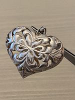 Sterling Silber Herzanhänger mit floraler Ornamentik❤️🌼🌟🌺