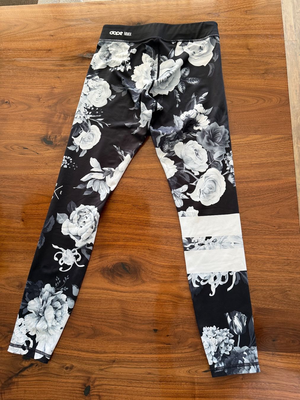 Dope Leggings: Sporthose von Dope Grösse M – Usato da Wil SG venduto da lana_jess20 2