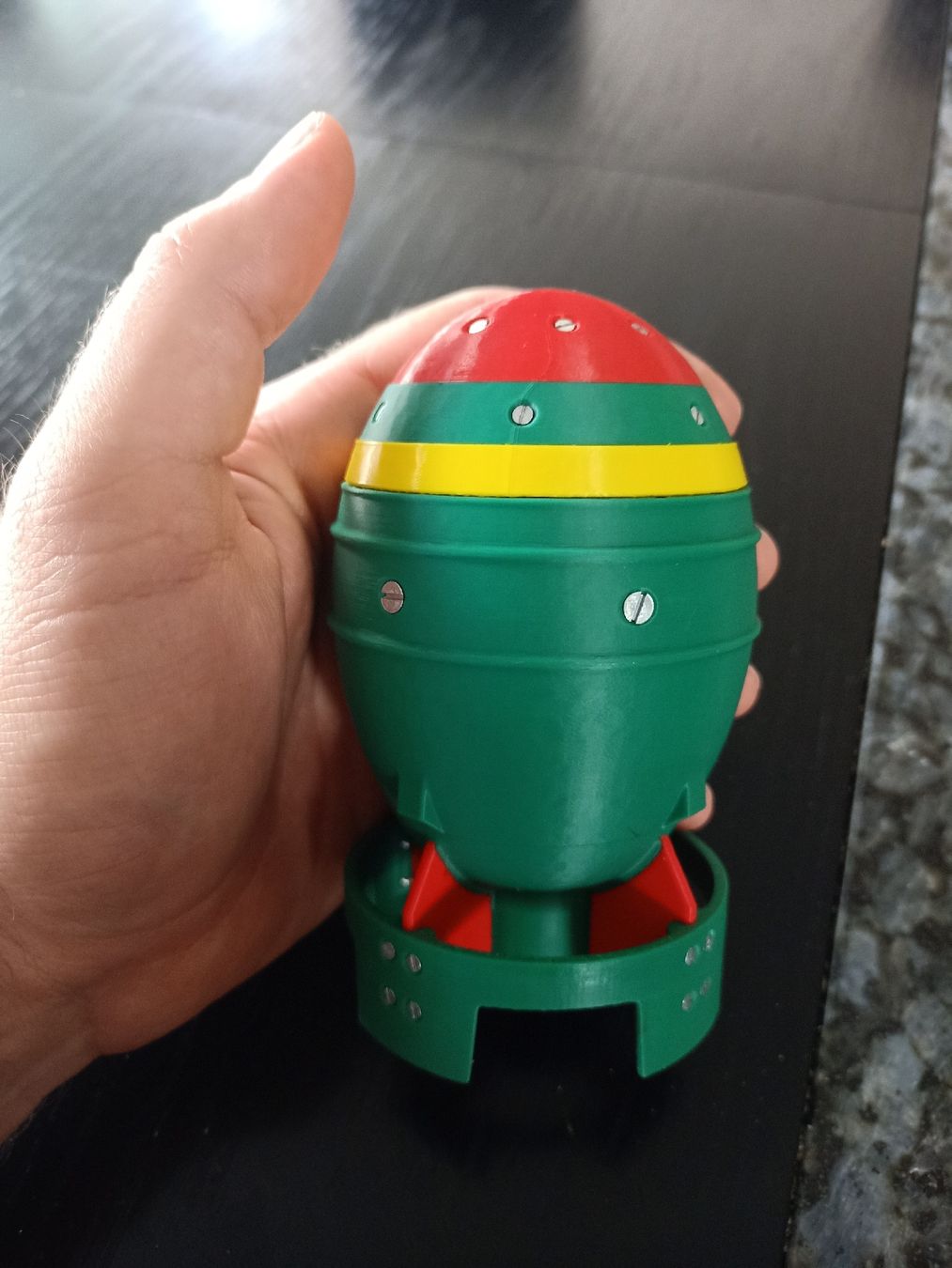 Statuette: Mini Atombombe von Fallout mini-nuke – Nuovo (secondo la descrizione) da Abtwil SG venduto da PK89 1