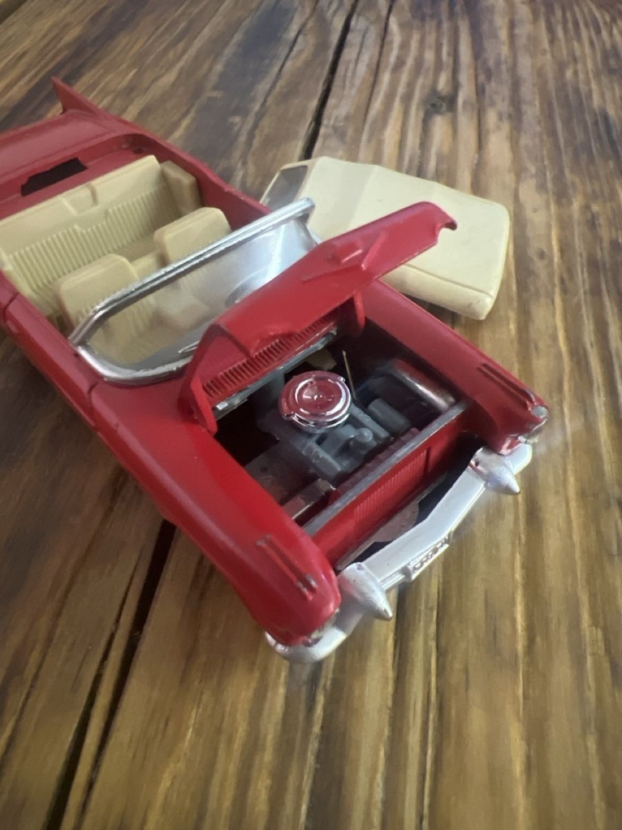 Cadillac Voitures modèles: Cadillac Eldorado Oldtimer Modellauto  – D'occasion à Umiken par mar_p7n9 3