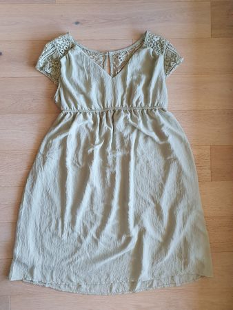 H&M MAMA Kleid Gr. M Spitze grün Umstandskleid Sommerkleid