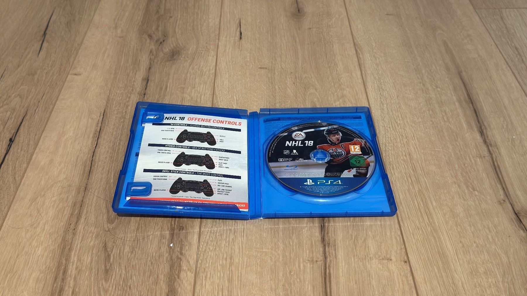 Sony Console: PS4 Édition Blanche + 7 jeux – Usato da Yverdon venduto da oli_dp6z 6