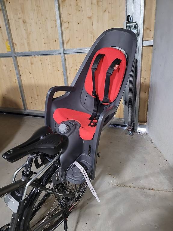 Pezzi di ricambio: Velokindersitz Hamax Caress inkl. 2 Adapter – Usato da Tafers venduto da Borgus 2