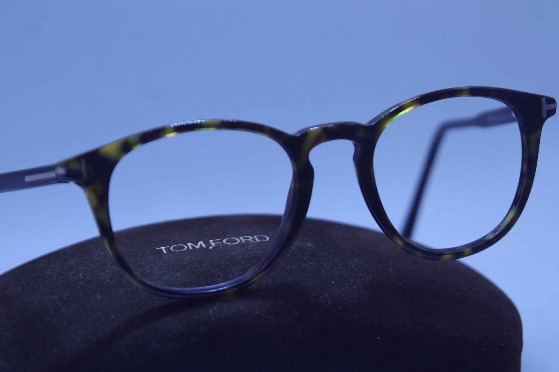 Tom Ford Occhiali & Lenti: Lunettes Tom Ford FT5401  52 49 – Usato da Matran venduto da bellzag