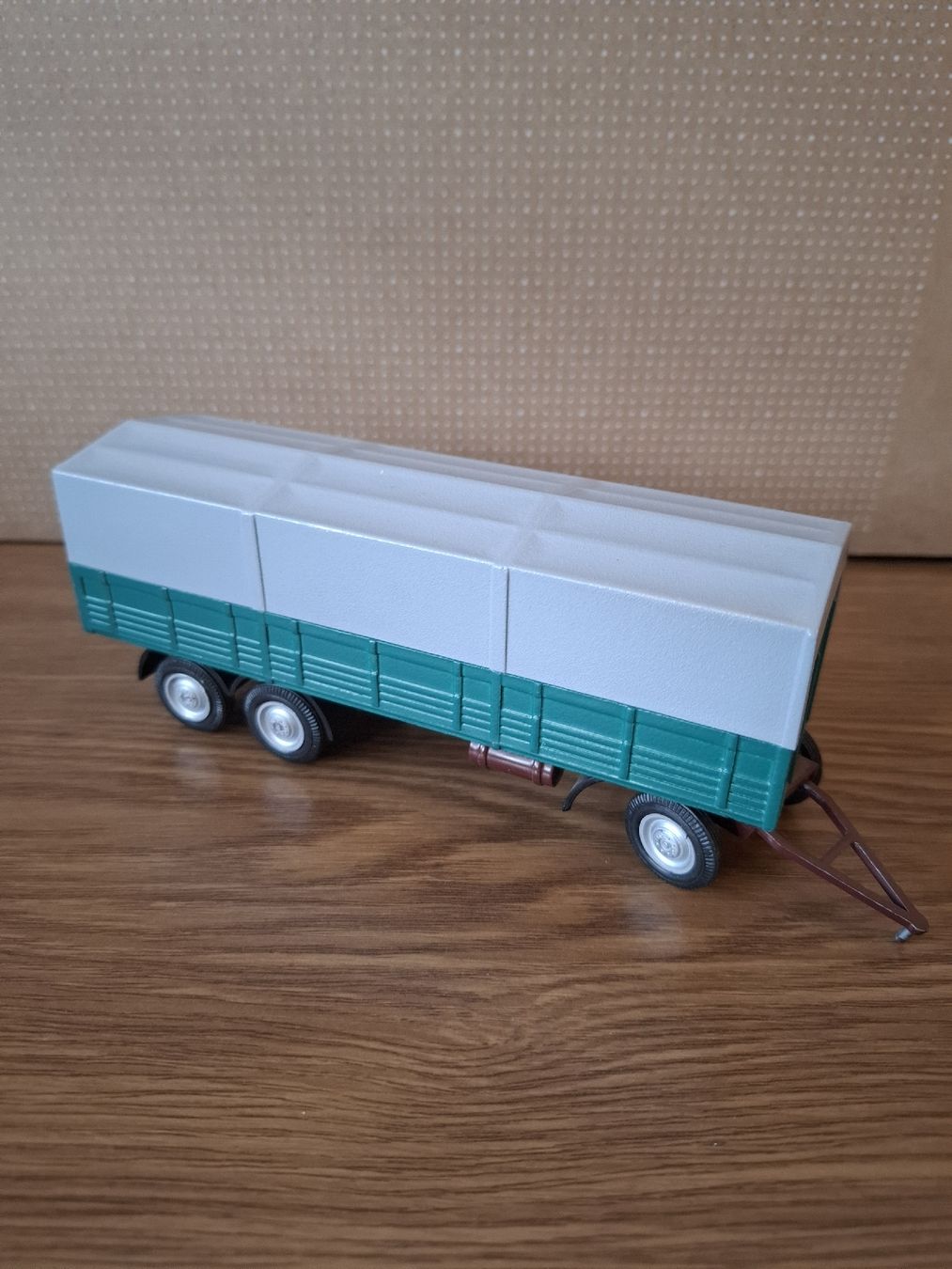 Conrad Modellbausätze & Standmodelle: Camion de collection – Gebraucht aus Delémont von ste_65ph 2